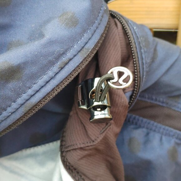 Lululemon Gather And Sprint Jacket Ghost Dot Deep Navy Black / Black Siz… - Picture 4 of 10